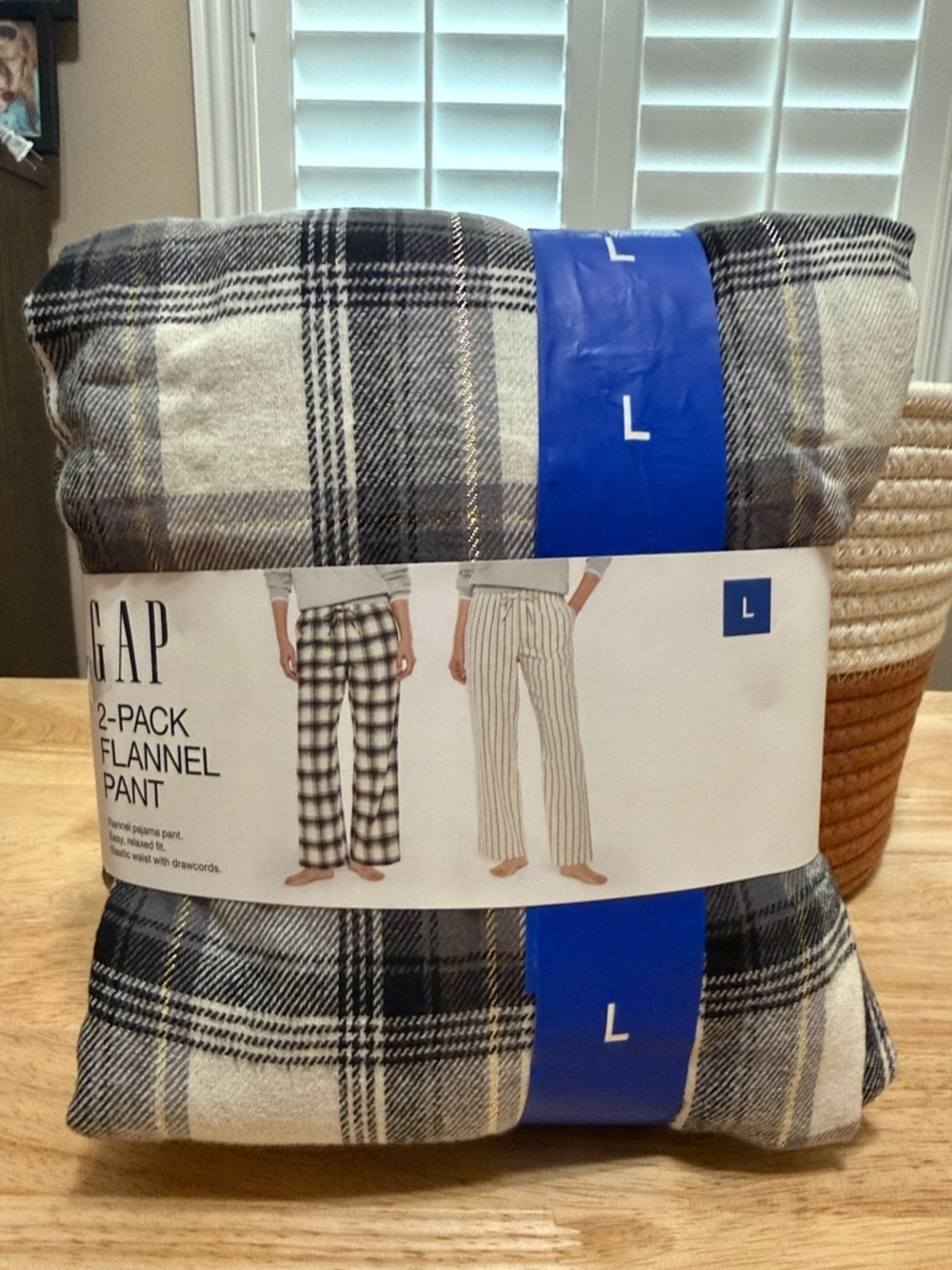 GAP Women’s Gray Plaid Flannel Pants - Large - 2 pack!